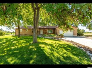 112 Country Club Dr, Stansbury Park, UT 84074