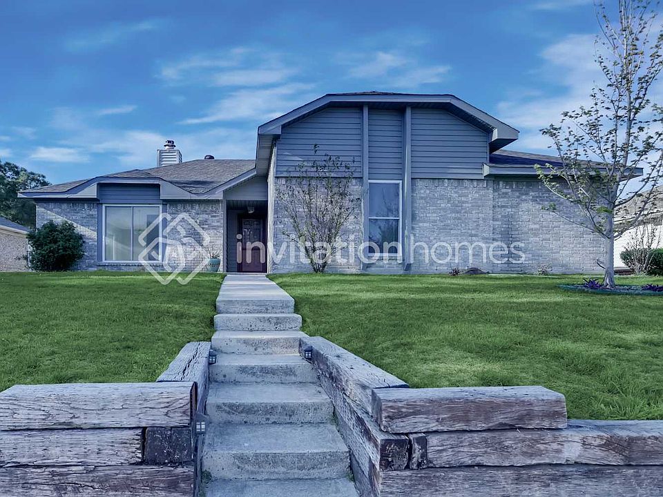 1st image of 1517 Autumn Breeze Ln