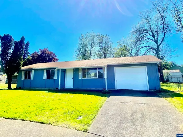680 Maple St, Aumsville, OR 97325