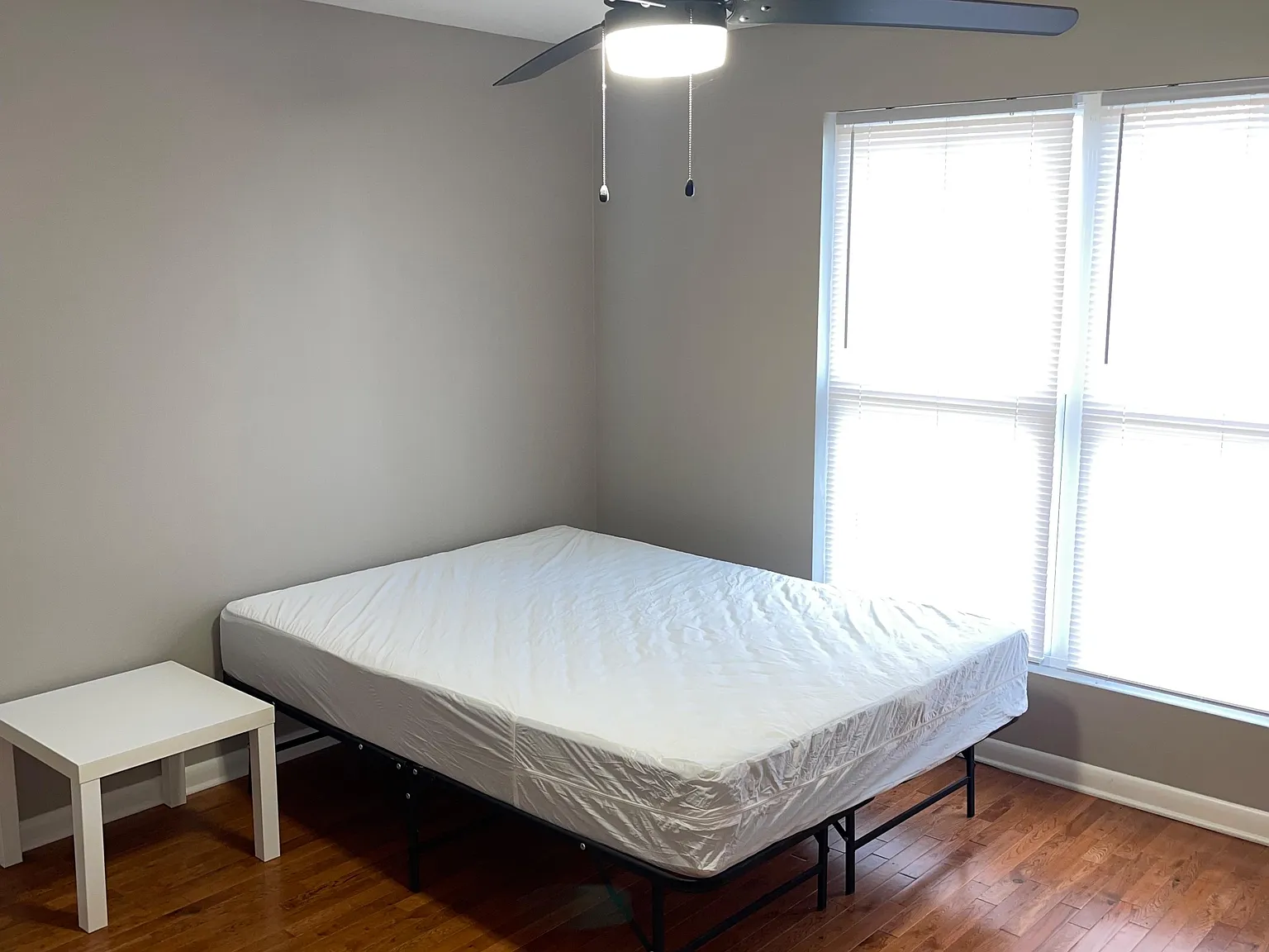 4 bed, 2.0 bath, 1481 sqft, $1,321 — Photo 3