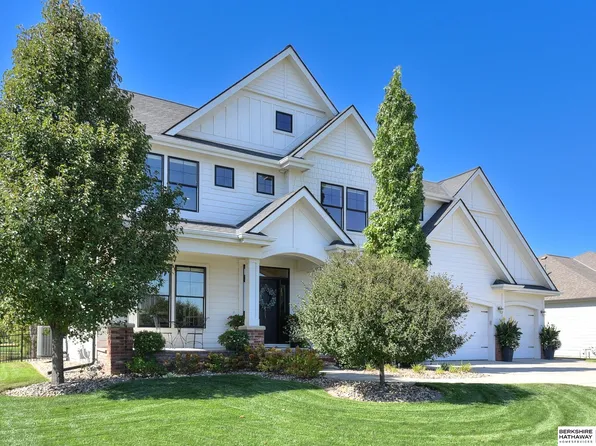 8008 N 281st Ave, Valley, NE 68064
