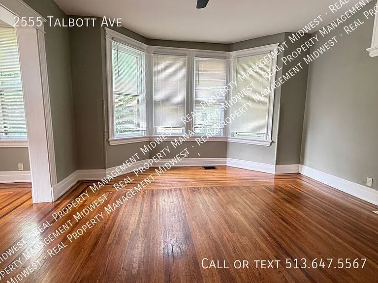 2555 Talbott Ave — Photo 4