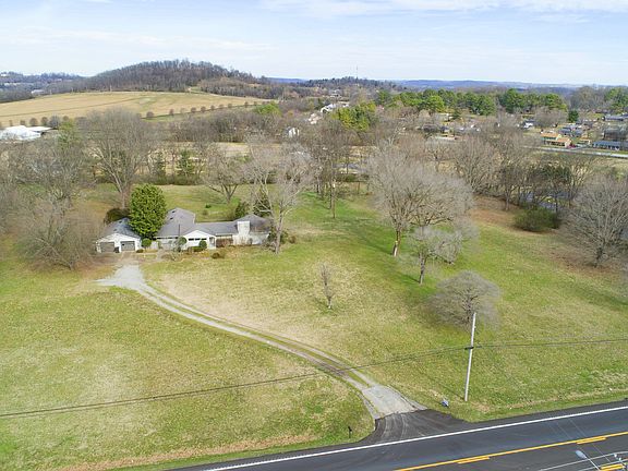 2nd image of 1632 Hampshire Pike