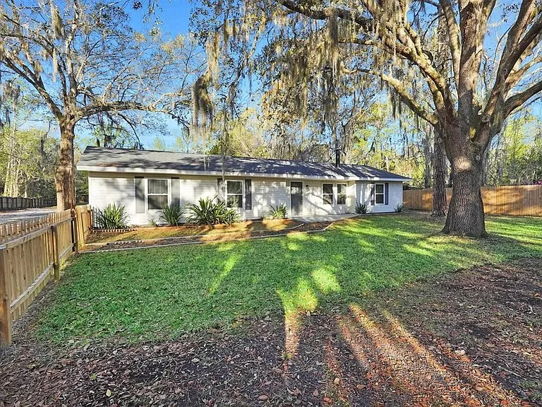 855 S Holmes Blvd — Photo 2