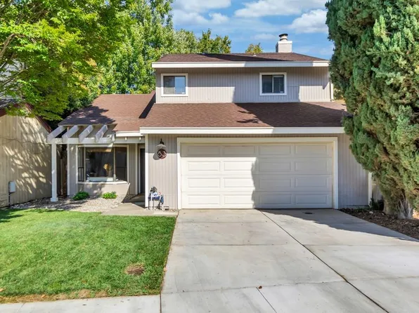 83 Saginaw Circle, Sacramento, CA 95833