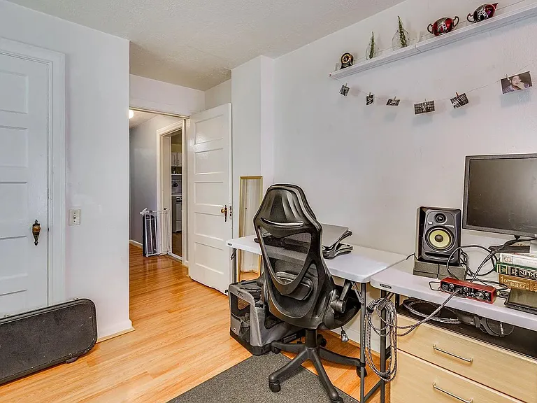6401 Lake Washington Blvd SE #B — Photo 8