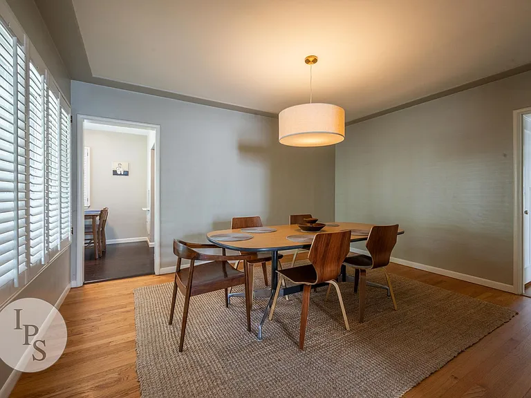 210 E Harvard Ave — Photo 10