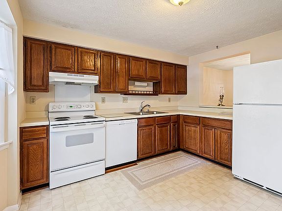 2nd image of 7707 Eagles Head Ct