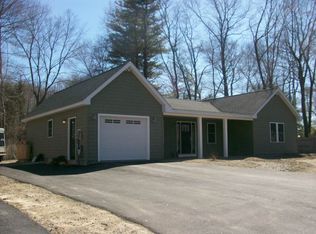 42 Bailey Dr, West Greenwich, RI 02817
