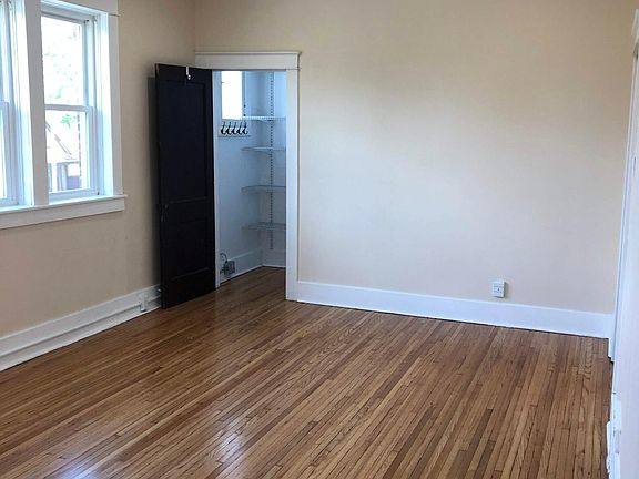5th image of 4462 Swan Ave #A