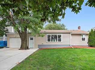 1432 S 17th Ave, Maywood, IL 60153