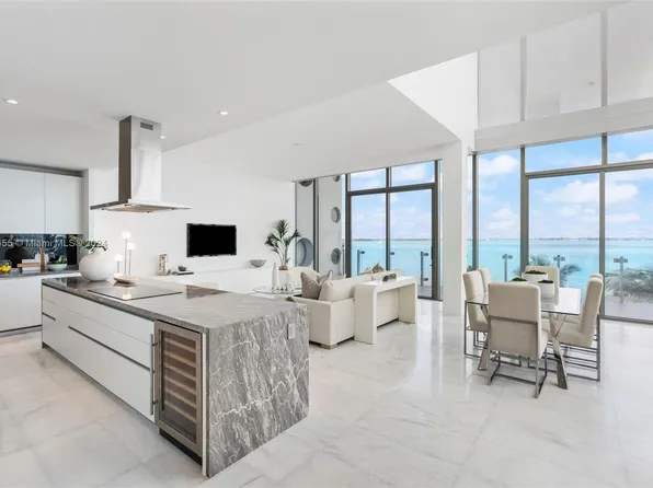 700 NE 26th Ter APT 403, Miami, FL 33137