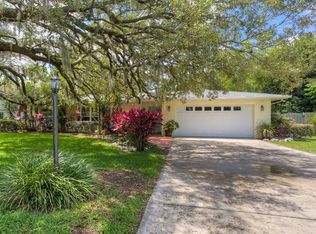 10434 Orange Grove Dr, Tampa, FL 33618