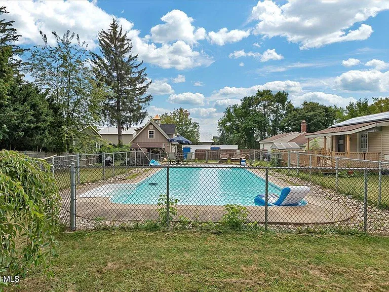 68 Marvin St — Photo 53