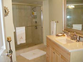 4th image of 19195 NE 36th Ct APT 804