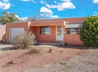 704 Georgia St SE, Albuquerque, NM 87108