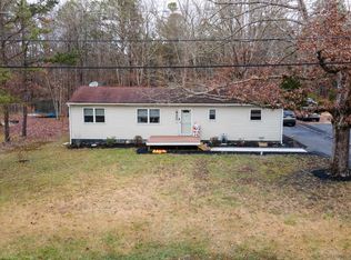 111 Boxwood Rd, Mays Landing, NJ 08330