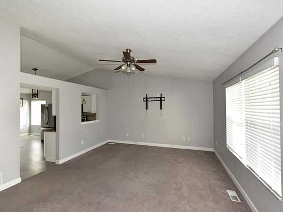 4th image of 1468 Pineland Ct