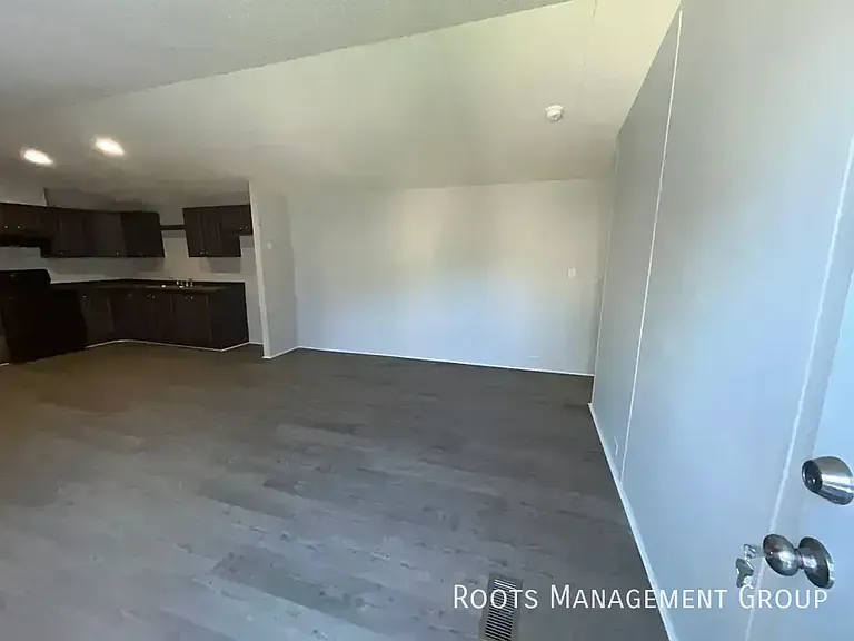 272 Emerson Bypass Rd #C34 — Photo 2