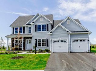 25 Maiden Cir, Malta, NY 12020