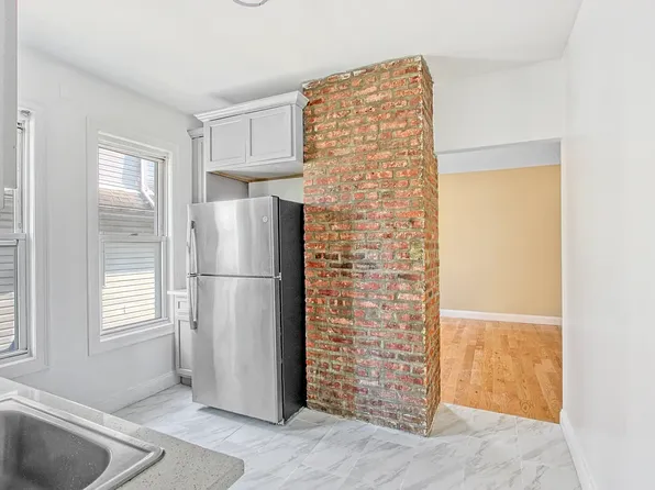 405 East 2nd Street image 7 of 16