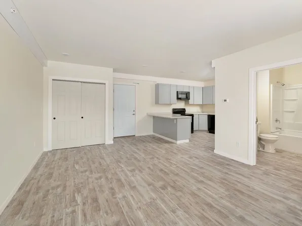 Pine Street Apartments