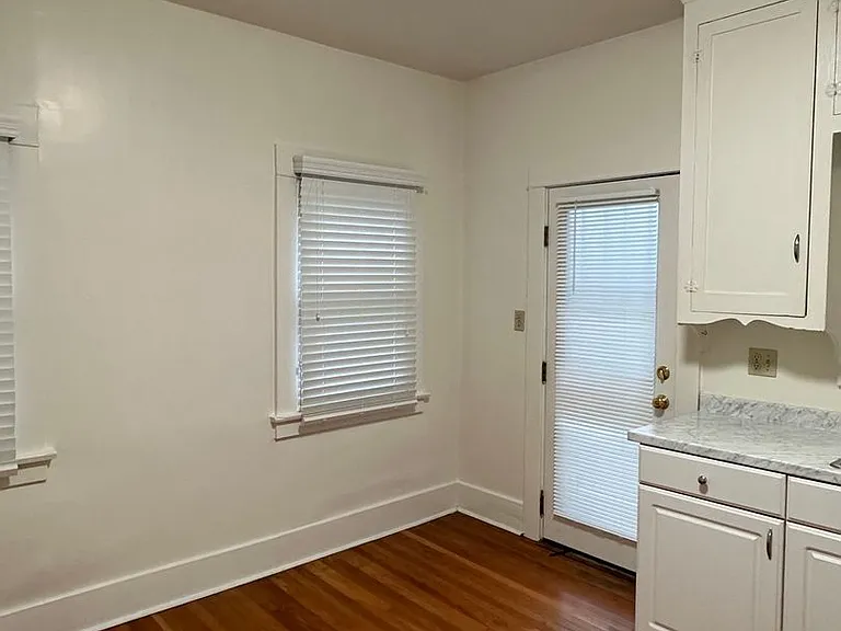 2446 India St — Photo 21