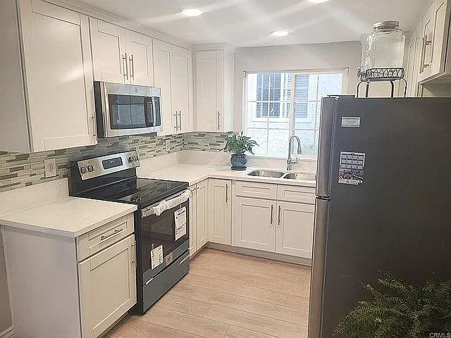 2 bed, 788 sqft, $2,450 — Photo 3