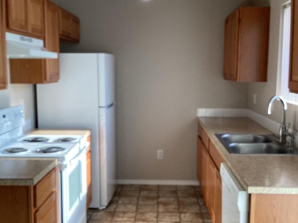 2nd image of 260 Dean Ave #D