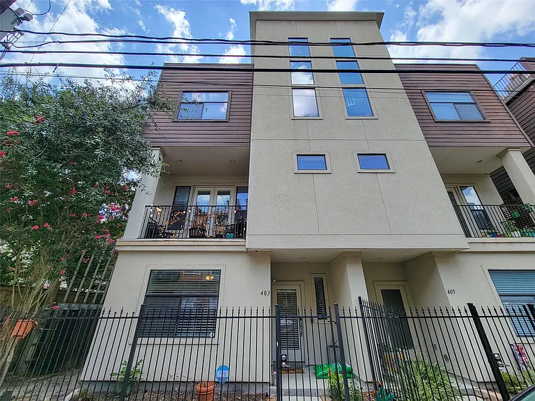 403 Jackson Hill St — Photo 1