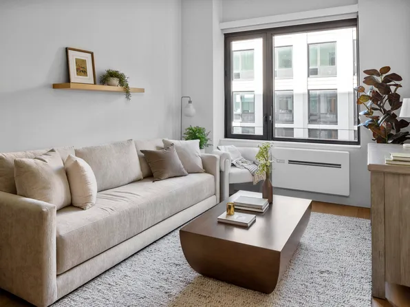 11 Ocean Parkway image 1 of 7