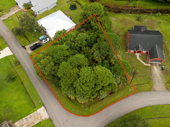 525 SW Dairy Road, Port St Lucie, FL 34953