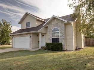 3818 N 11th St, Ozark, MO 65721