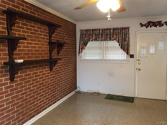 4th image of 301 Atlanta Ave