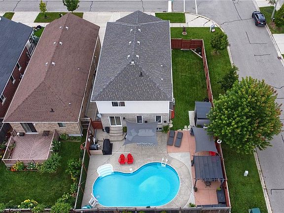 4th image of 3 Lockwood St