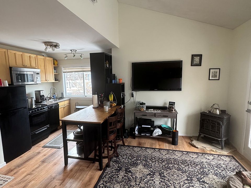 1st image of 1137 Woodside Ave