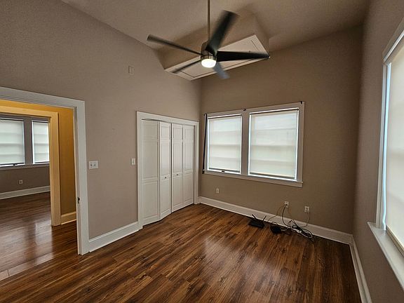 5th image of 114 N Cypress St #2