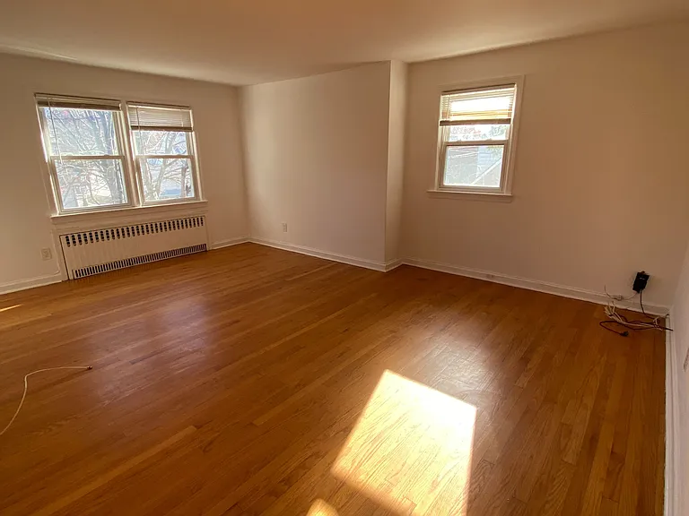 235 Pulaski Ave #2 — Photo 1