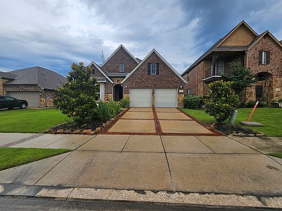 4th image of 1705 Port Millstone Trl