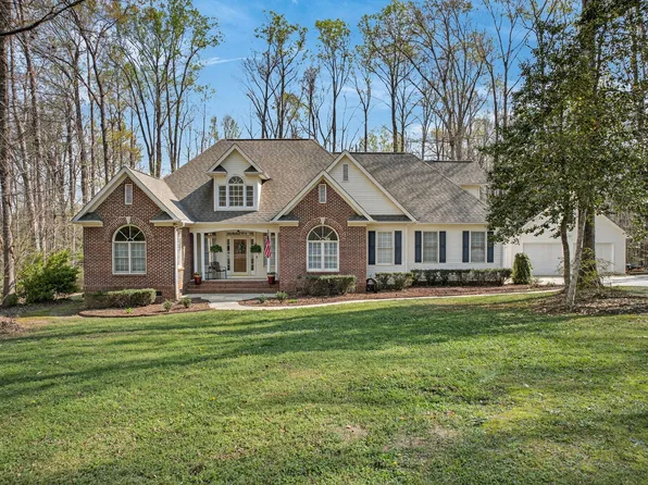 228 Tamworth Dr, Willow Spring, NC 27592