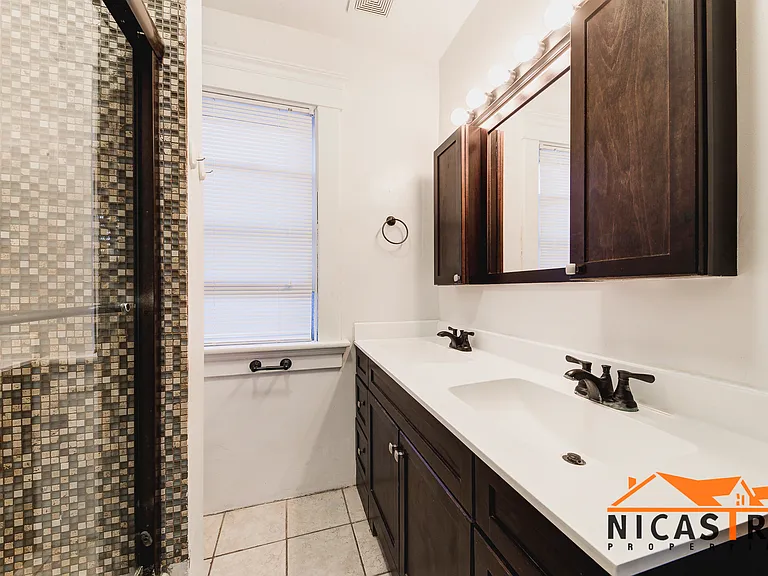 324 Buttles Ave — Photo 12