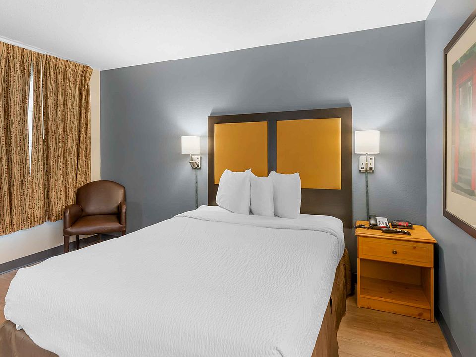 Studio Suite - 1 Queen Bed