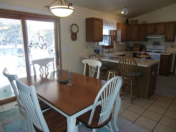 3rd image of 224218 Country Ln