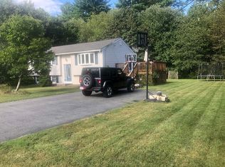 14 Gov Hutchinson Rd, Billerica, MA 01821