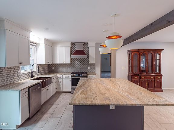 2nd image of 7 Morningside Drive