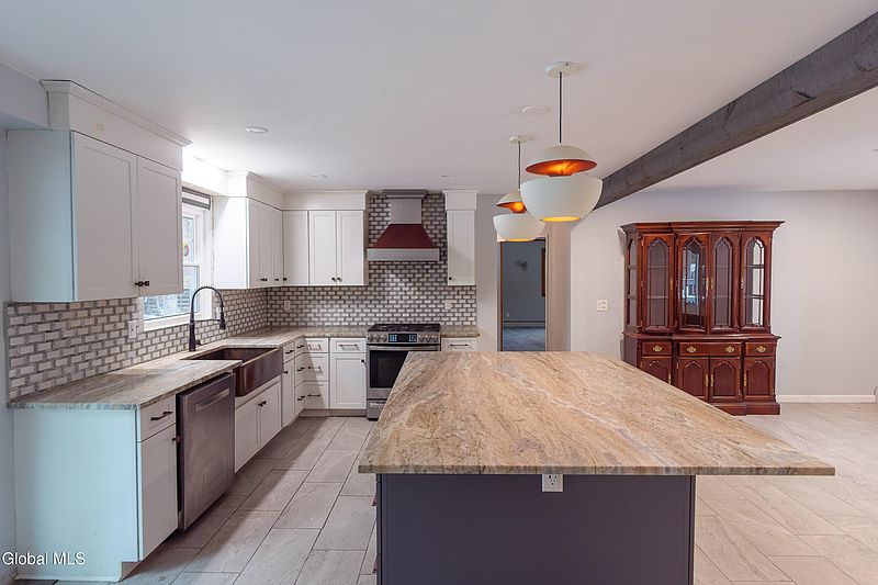 2nd image of 7 Morningside Drive