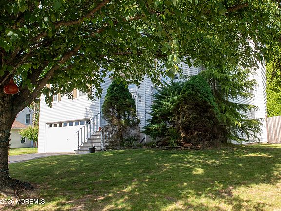 3rd image of 53 Sami Drive
