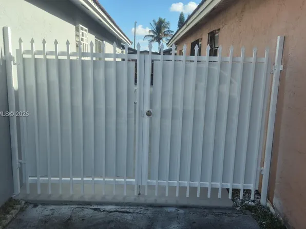 3355 W 68th St APT 119, Hialeah, FL 33018