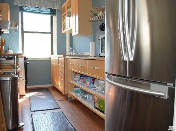 77-20 Austin Street image 1 of 15