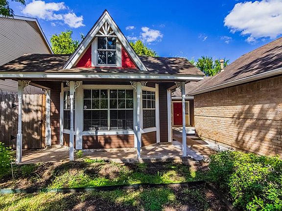 3rd image of 12814 Ashford Knoll Dr